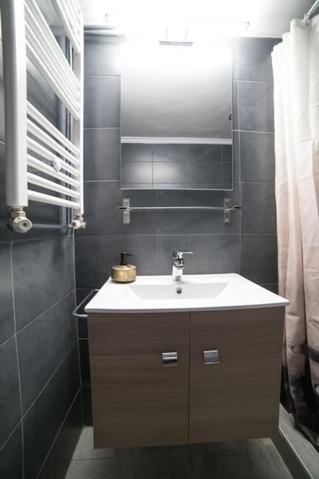 Markopoulosapartments Néa Moudaniá Eksteriør bilde